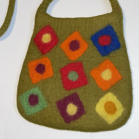 🆕 Handmade Felted Wool Green Hobo Bag with Multicoloured Square Pattern - Picture 3 of 10